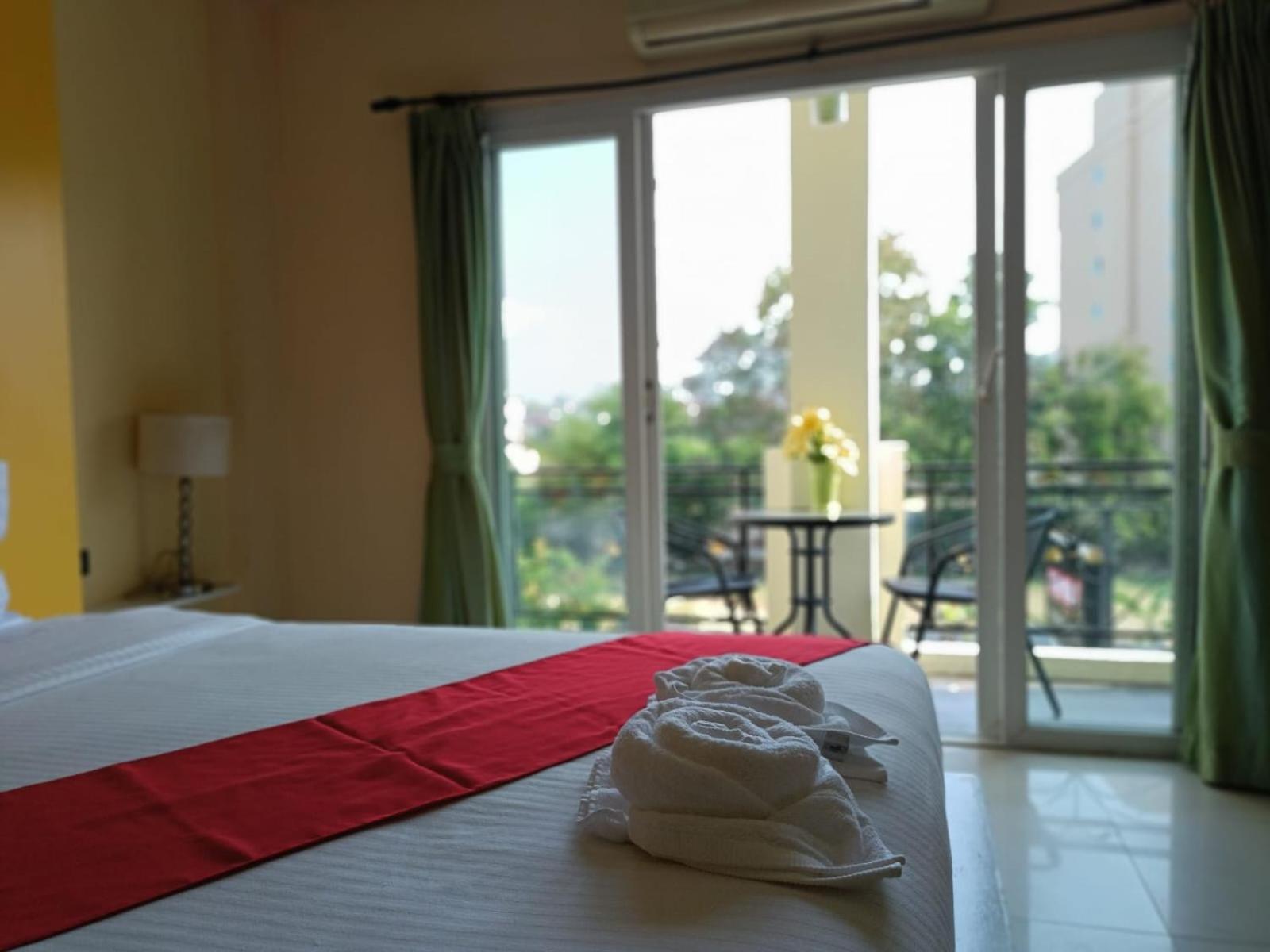 Aura Inn Rooms Pattaya Exteriör bild