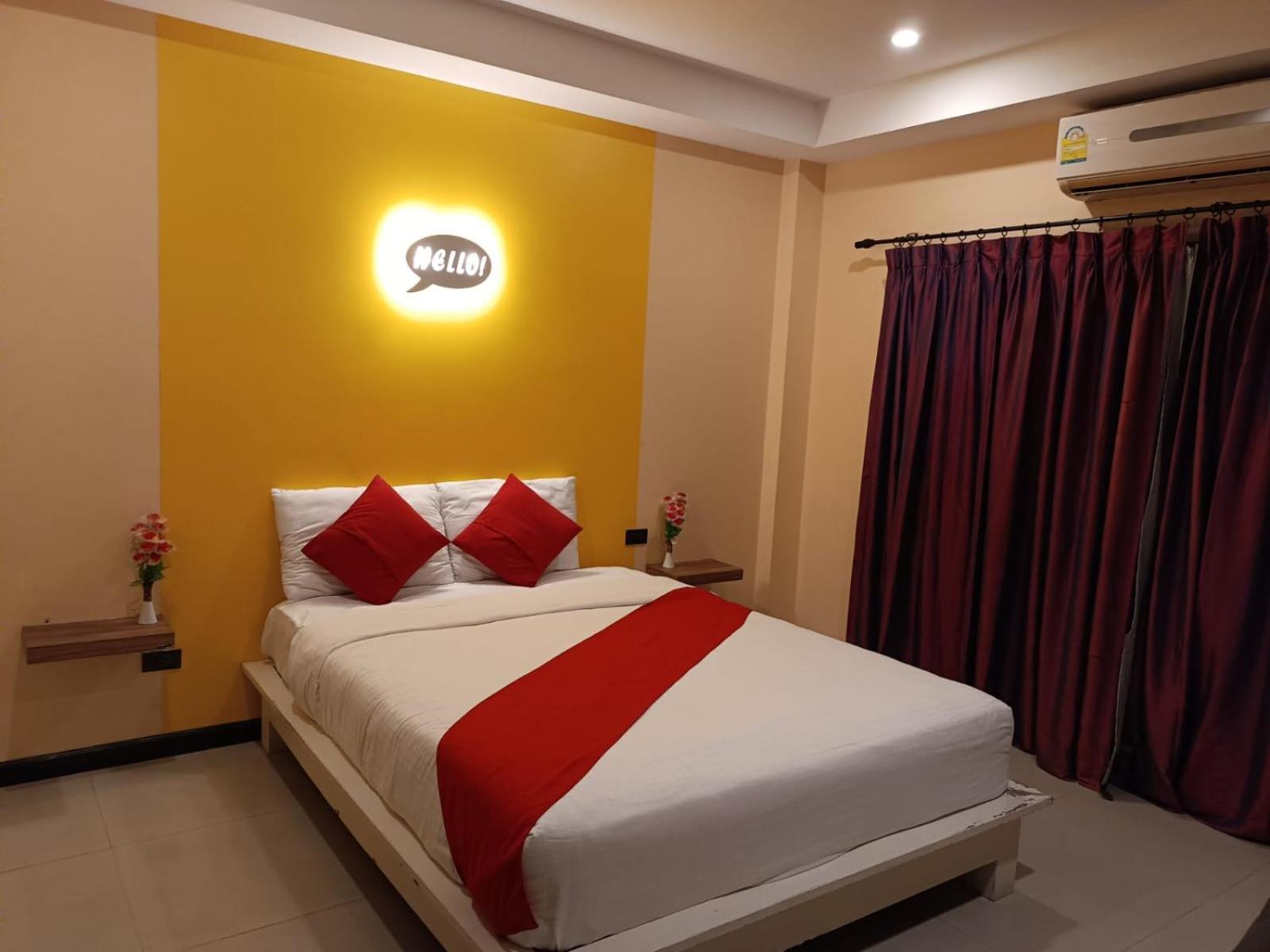 Aura Inn Rooms Pattaya Exteriör bild