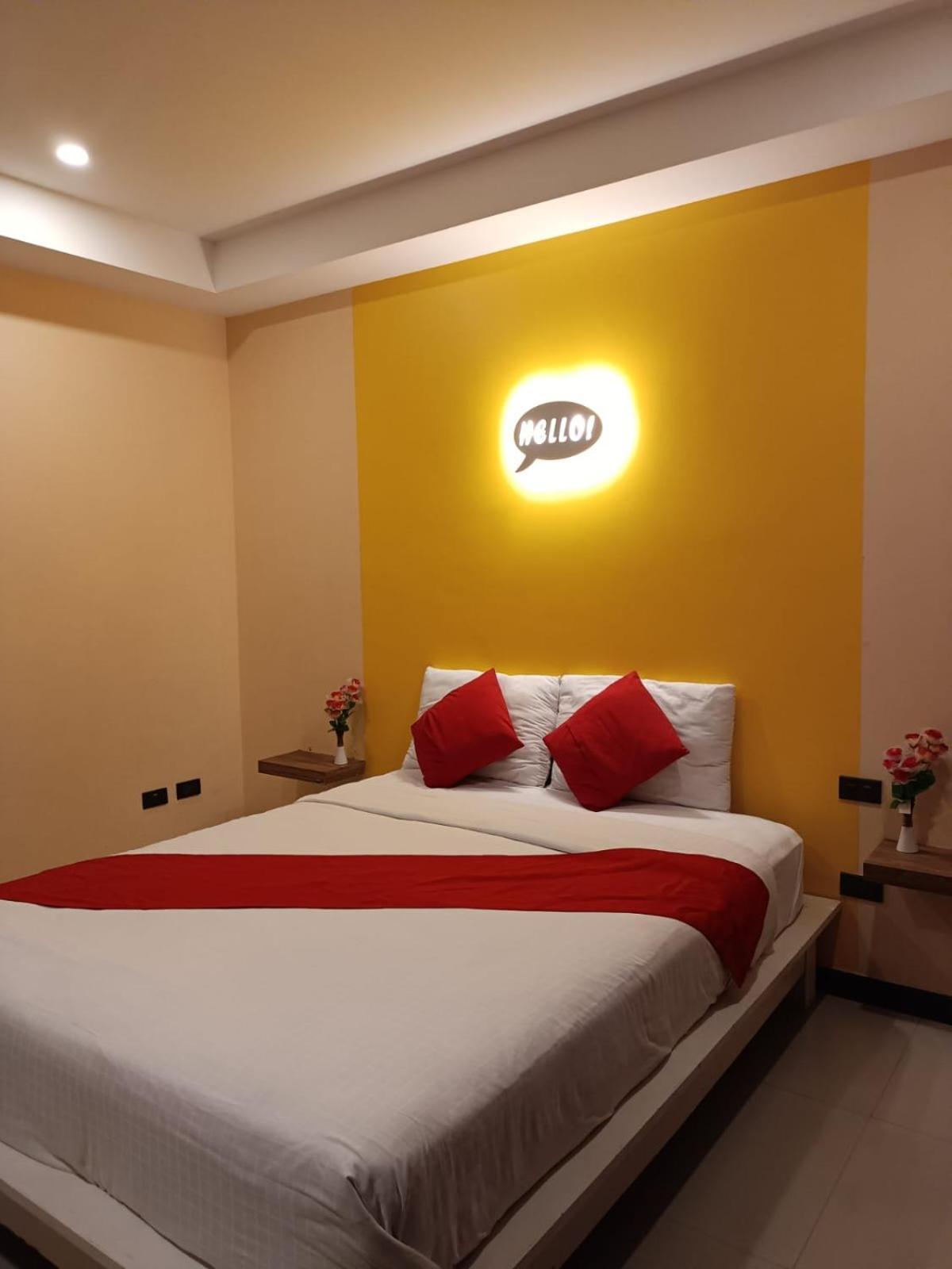 Aura Inn Rooms Pattaya Exteriör bild
